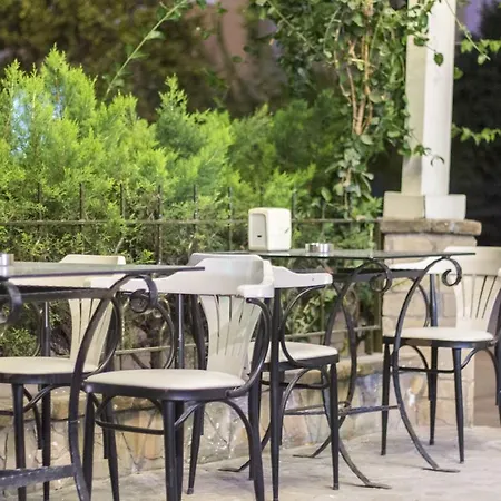 Oda ve Kahvaltı Sari Konak Apart Adana